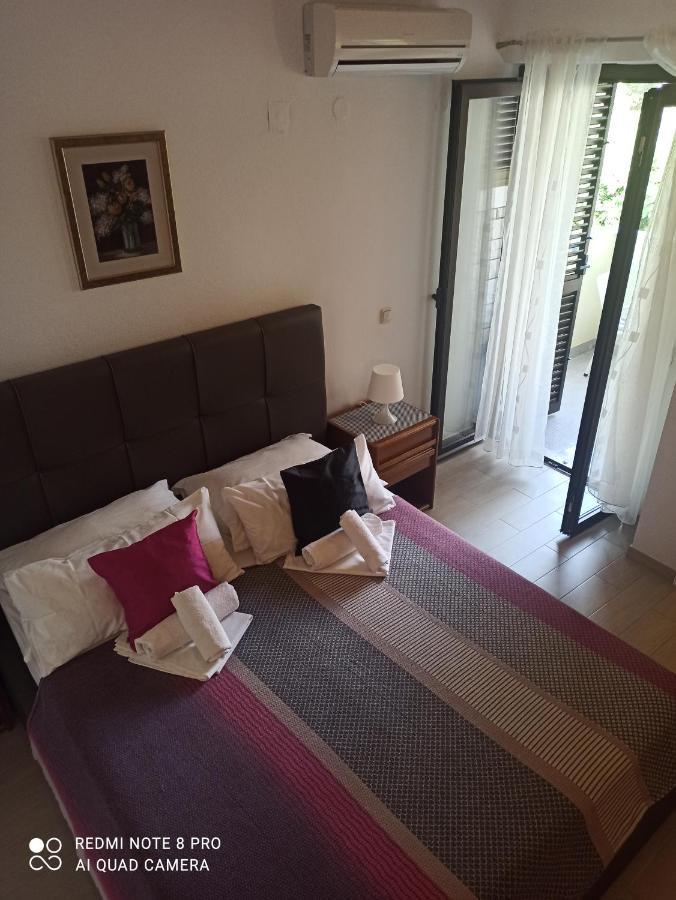 Guesthouse Mario&Marina Makarska Værelse billede